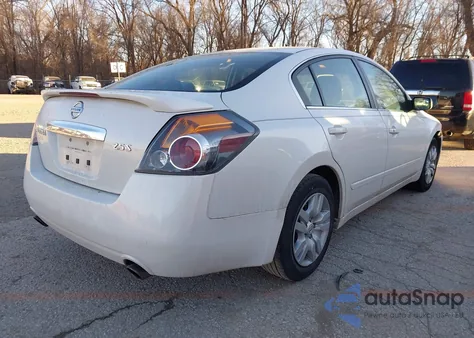 2010 Nissan Altima 2.5 S из США, поврежденный, VIN 1N4AL2AP9AN427870
